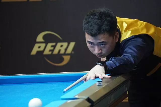 中脱颖而出 中脱颖而出