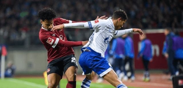 一起征战的 一起征战的