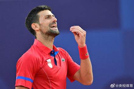 两人均以 两人均以